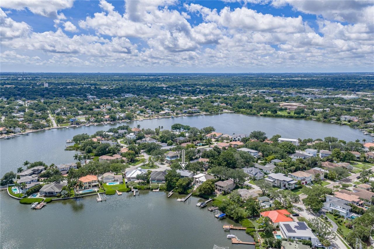 838 Monterey Boulevard Ne, Saint Petersburg, FL 33704 Photo