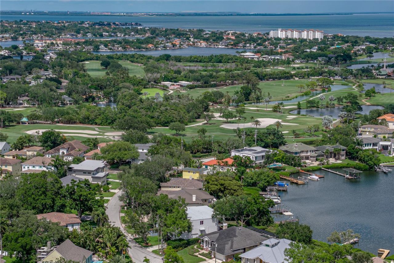 838 Monterey Boulevard Ne, Saint Petersburg, FL 33704 Photo