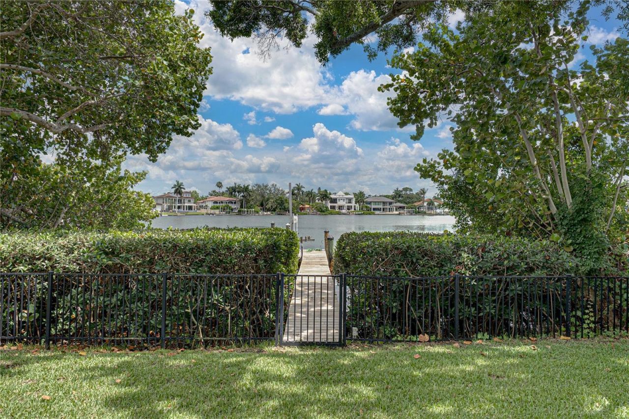 838 Monterey Boulevard Ne, Saint Petersburg, FL 33704 Photo