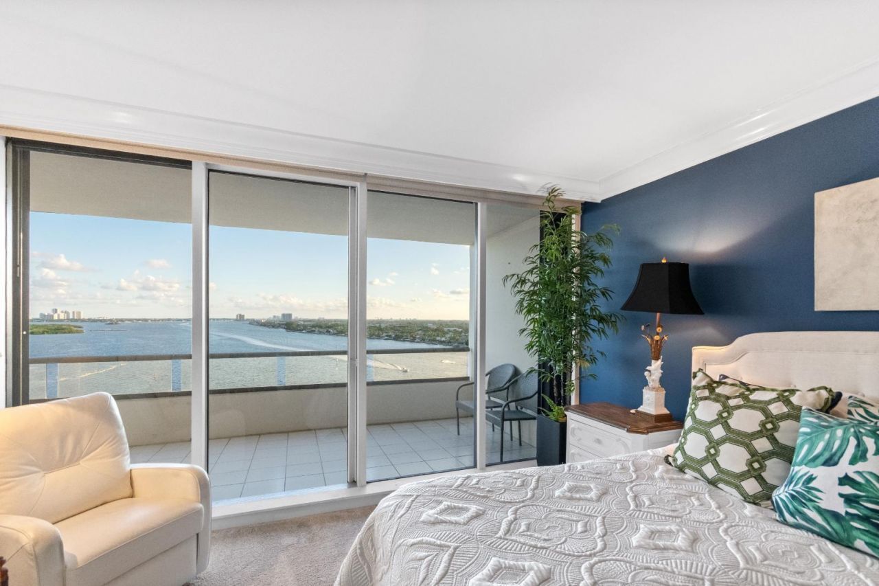 100 Lakeshore Drive, Unit 1453, North Palm Beach, FL 33408 Photo