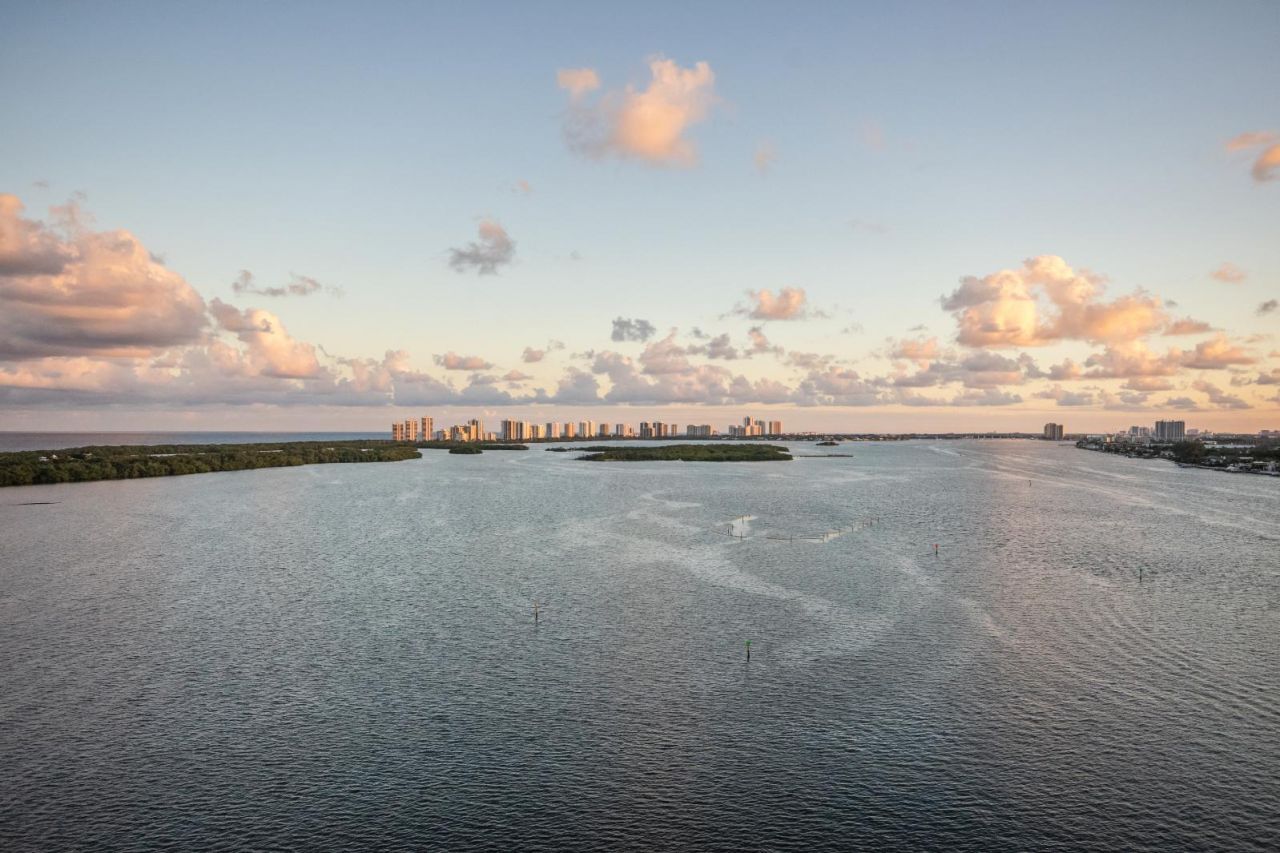 100 Lakeshore Drive, Unit 1453, North Palm Beach, FL 33408 Photo