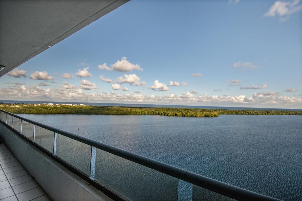 100 Lakeshore Drive, Unit 1453, North Palm Beach, FL 33408 Photo