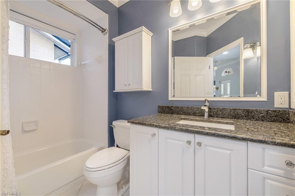 13580 Southampton Dr, Bonita Springs, FL 34135 Photo