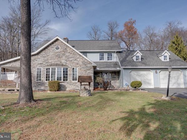 221 CLIFFSIDE DRIVE, LEWISTOWN, PA 17044