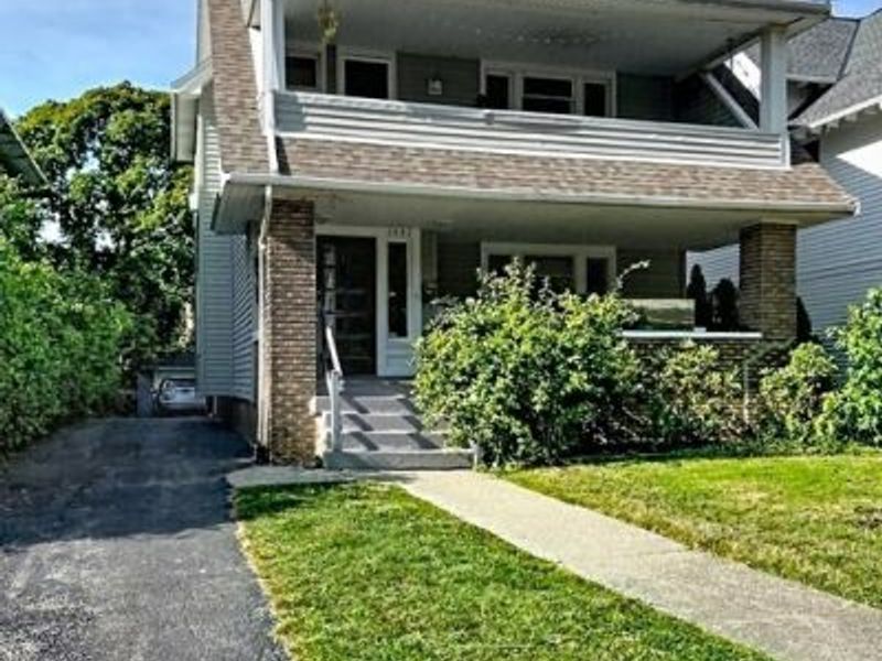 2683 Hampshire Road, Unit 2, Cleveland Heights, OH 44106 Photo 1