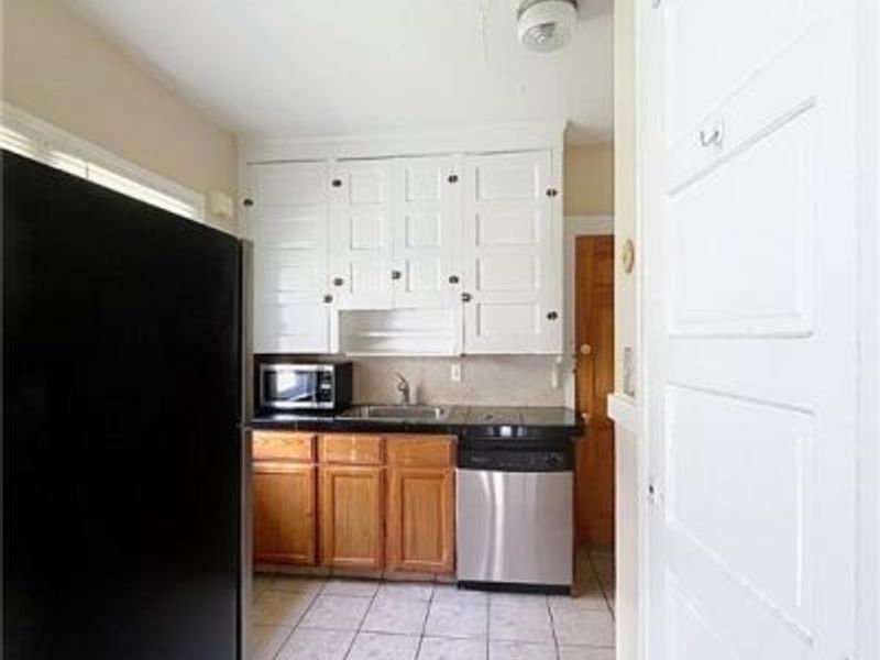 2683 Hampshire Road, Unit 2, Cleveland Heights, OH 44106 Photo 11