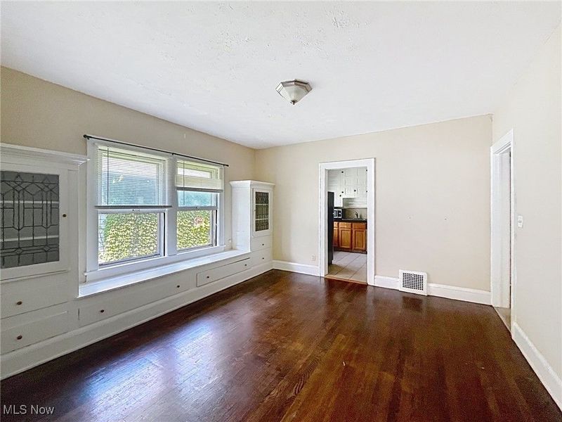 2683 Hampshire Road, Unit 2, Cleveland Heights, OH 44106 Photo 9