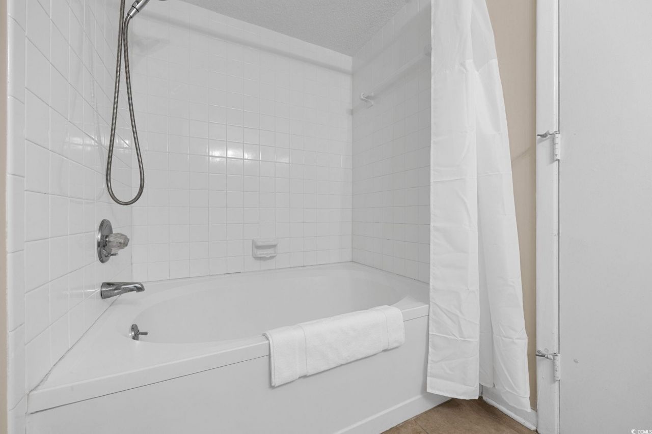 1425 S Ocean Blvd. Photo 29