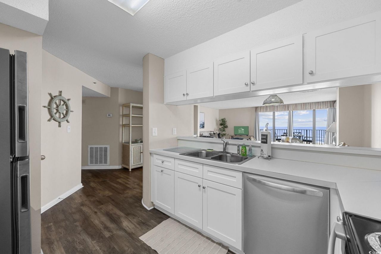 1425 S Ocean Blvd. Photo 5