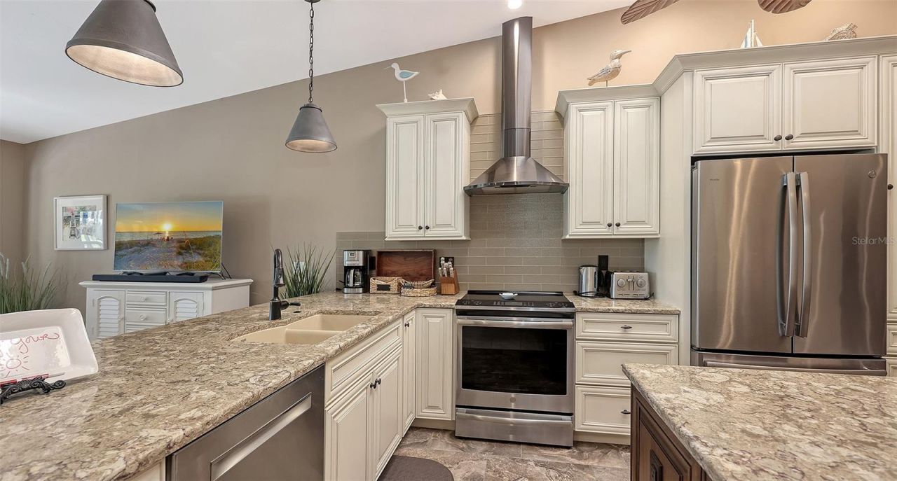 2367 Harbour Oaks Drive, Longboat Key, FL 34228 Photo