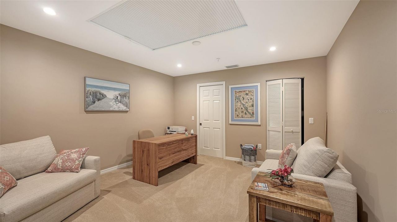 2367 Harbour Oaks Drive, Longboat Key, FL 34228 Photo