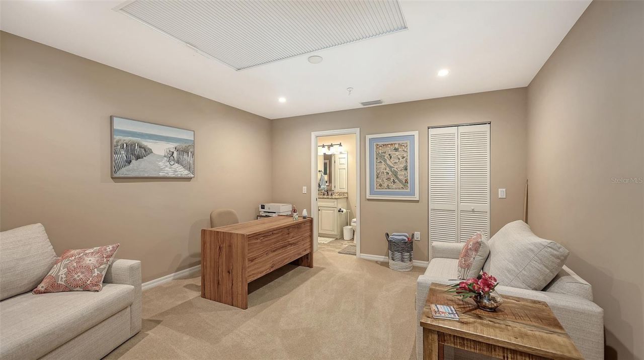 2367 Harbour Oaks Drive, Longboat Key, FL 34228 Photo