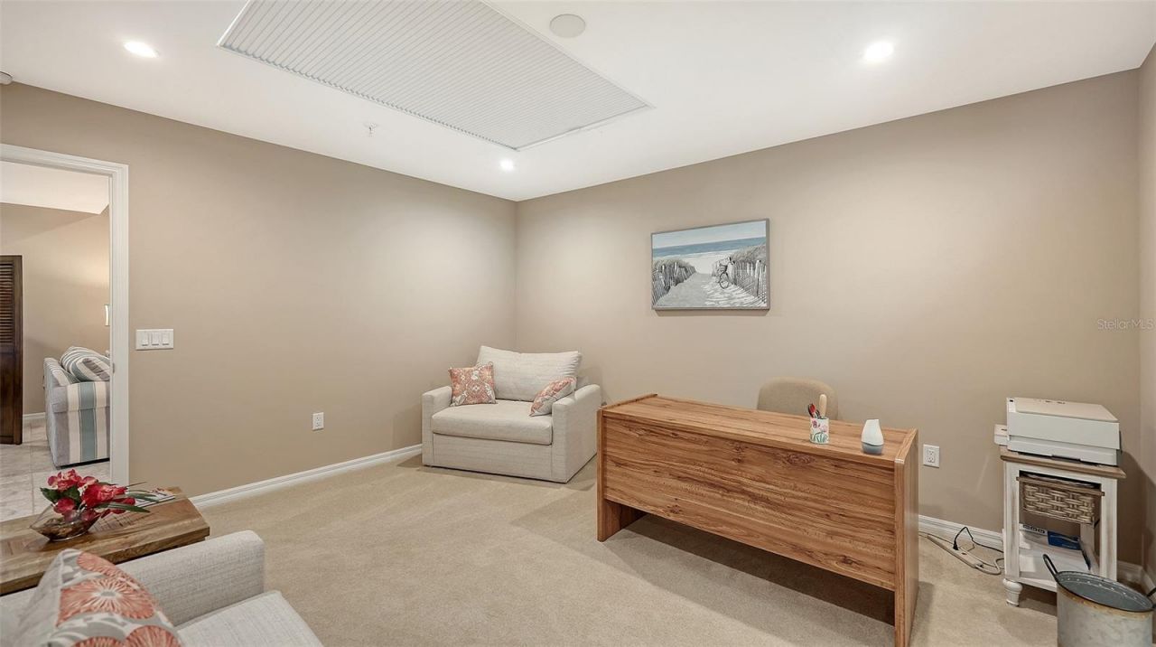 2367 Harbour Oaks Drive, Longboat Key, FL 34228 Photo