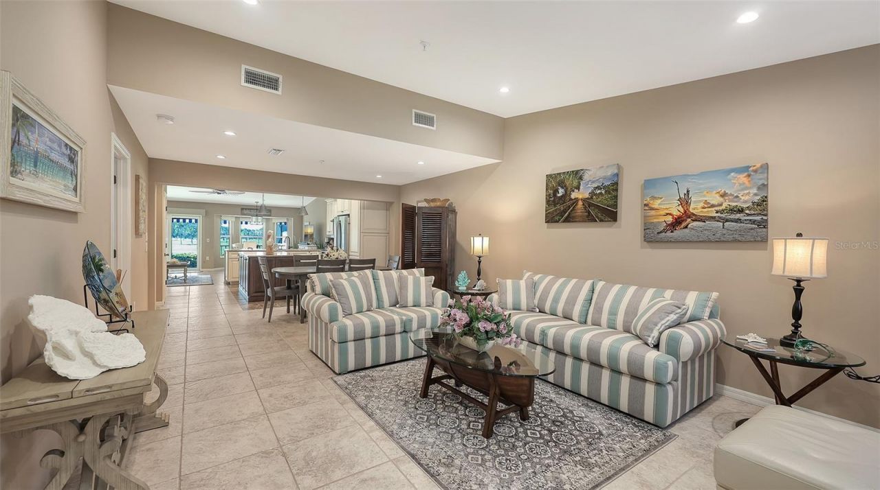 2367 Harbour Oaks Drive, Longboat Key, FL 34228 Photo