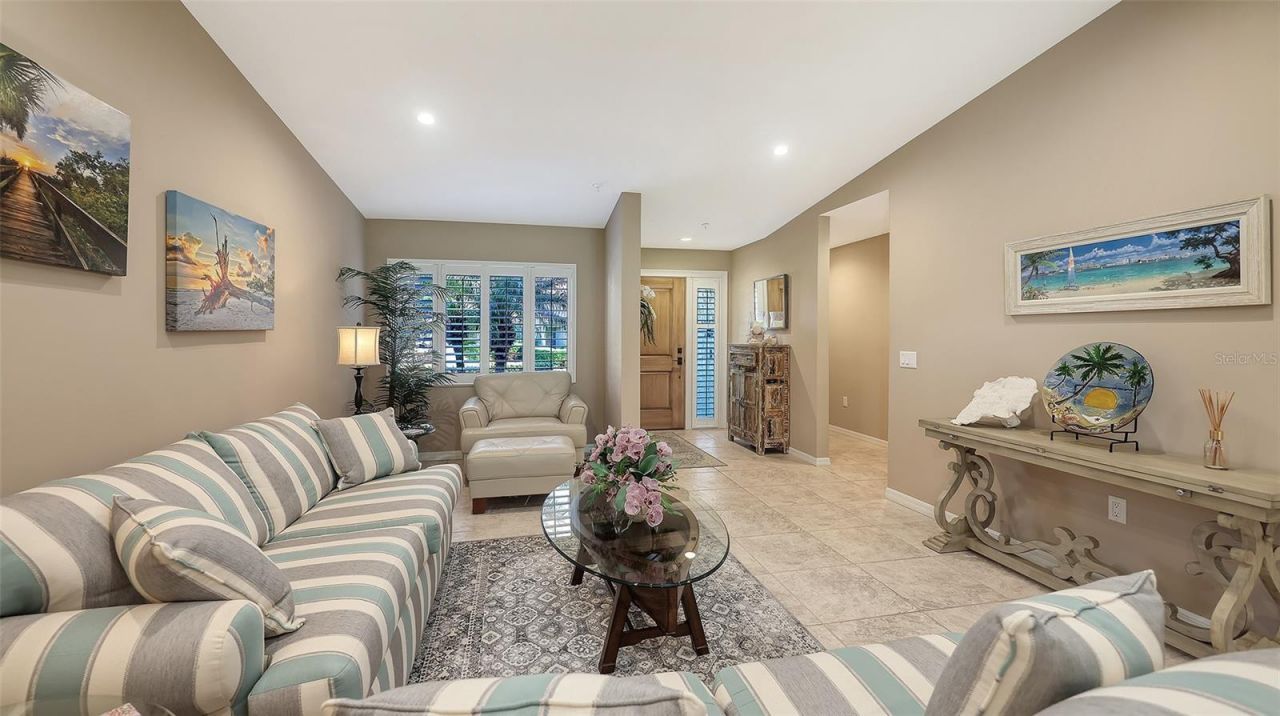 2367 Harbour Oaks Drive, Longboat Key, FL 34228 Photo