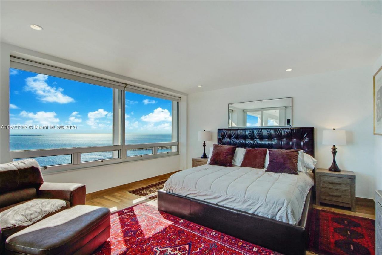 1541 Brickell Ave, Unit A-3902, Miami, FL 33129 Photo