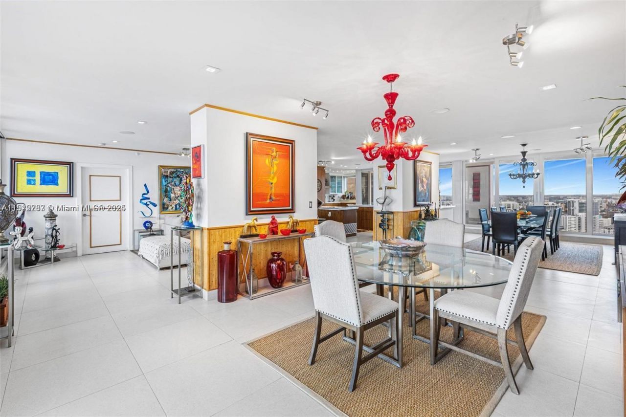 1541 Brickell Ave, Unit A-3902, Miami, FL 33129 Photo