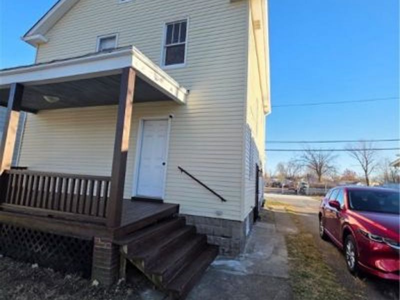 811 F Street, Lorain, OH 44052 Photo 3