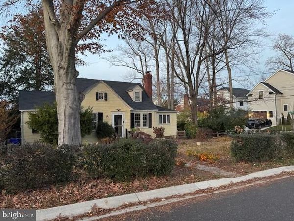 4601 CHELSEA LANE S, BETHESDA, MD 20814