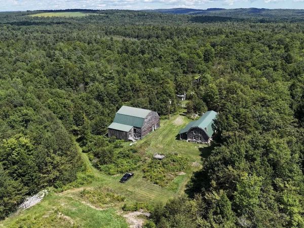 88 Hanson Road, China, ME 04358