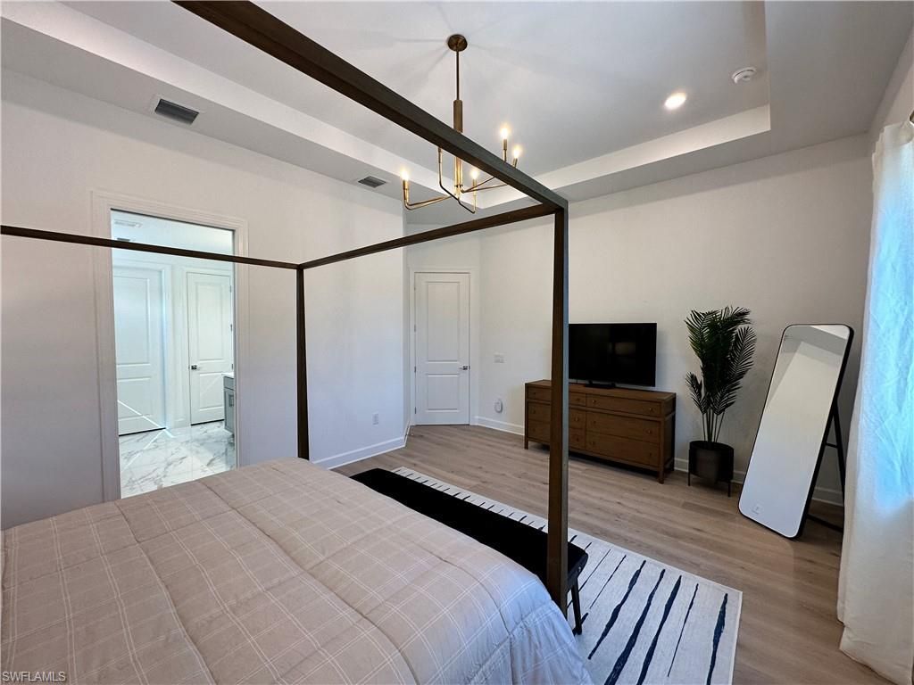 9260 Cormorant Dr, Naples, FL 34120 Photo