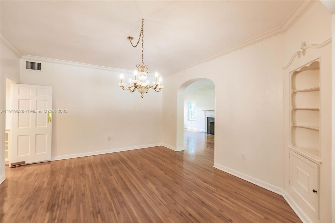 1234 NE 96th St, Miami Shores, FL 33138 Photo