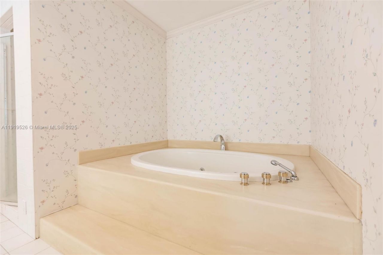 1234 NE 96th St, Miami Shores, FL 33138 Photo