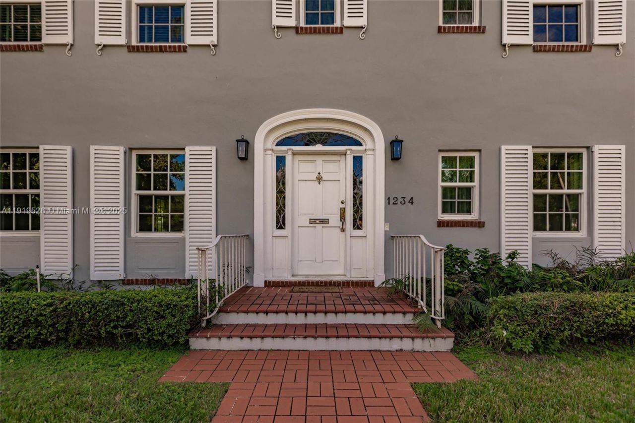 1234 NE 96th St, Miami Shores, FL 33138 Photo