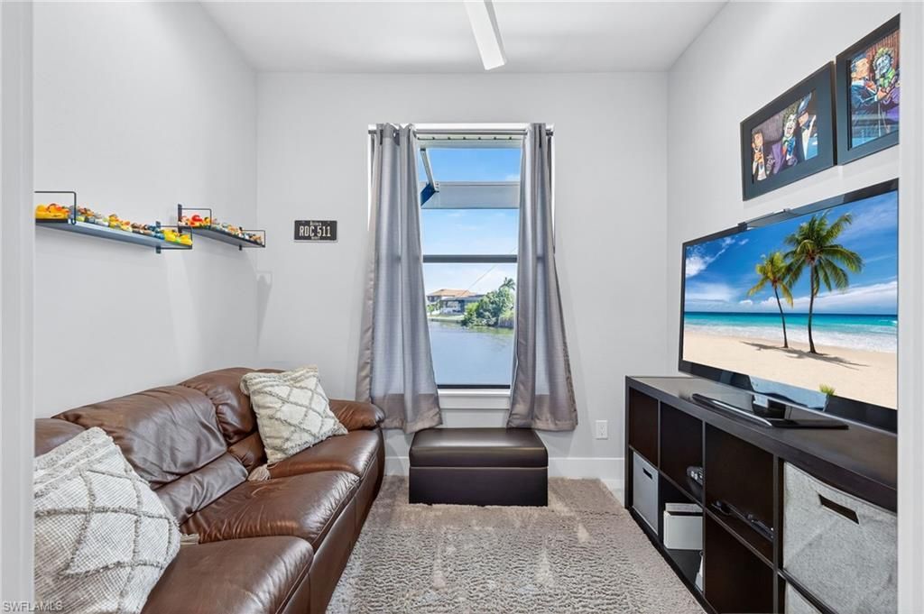 1219 NW 20th Pl, Cape Coral, FL 33993 Photo