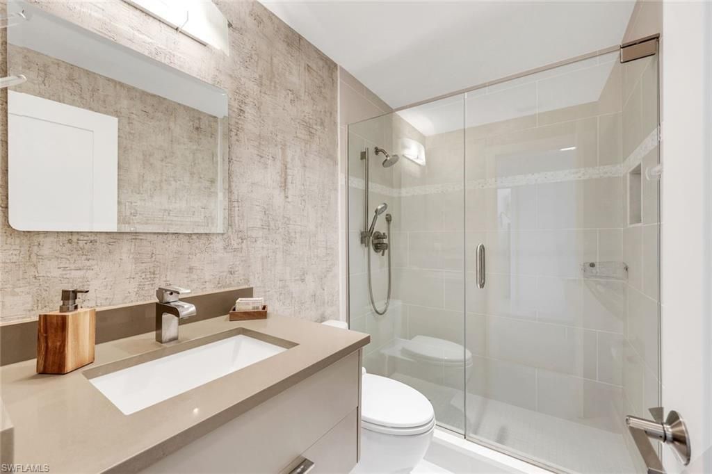 2211 Gulf Shore Blvd N, Unit C4, Naples, FL 34102 Photo