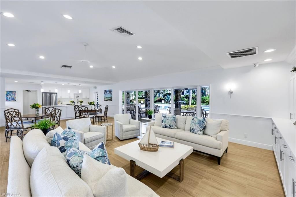 2211 Gulf Shore Blvd N, Unit C4, Naples, FL 34102 Photo