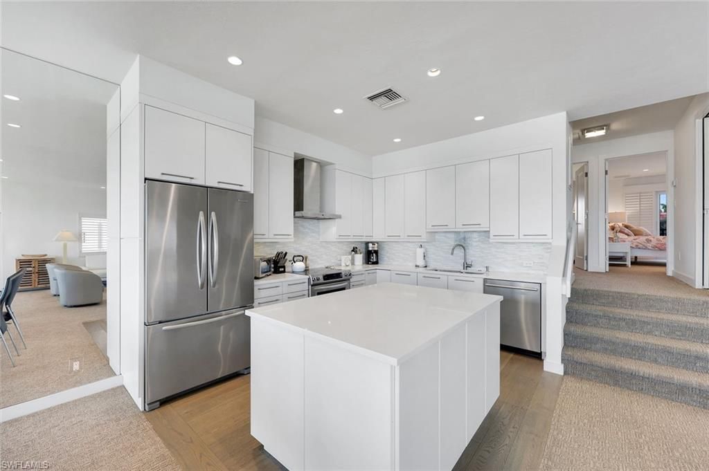 2211 Gulf Shore Blvd N, Unit C4, Naples, FL 34102 Photo