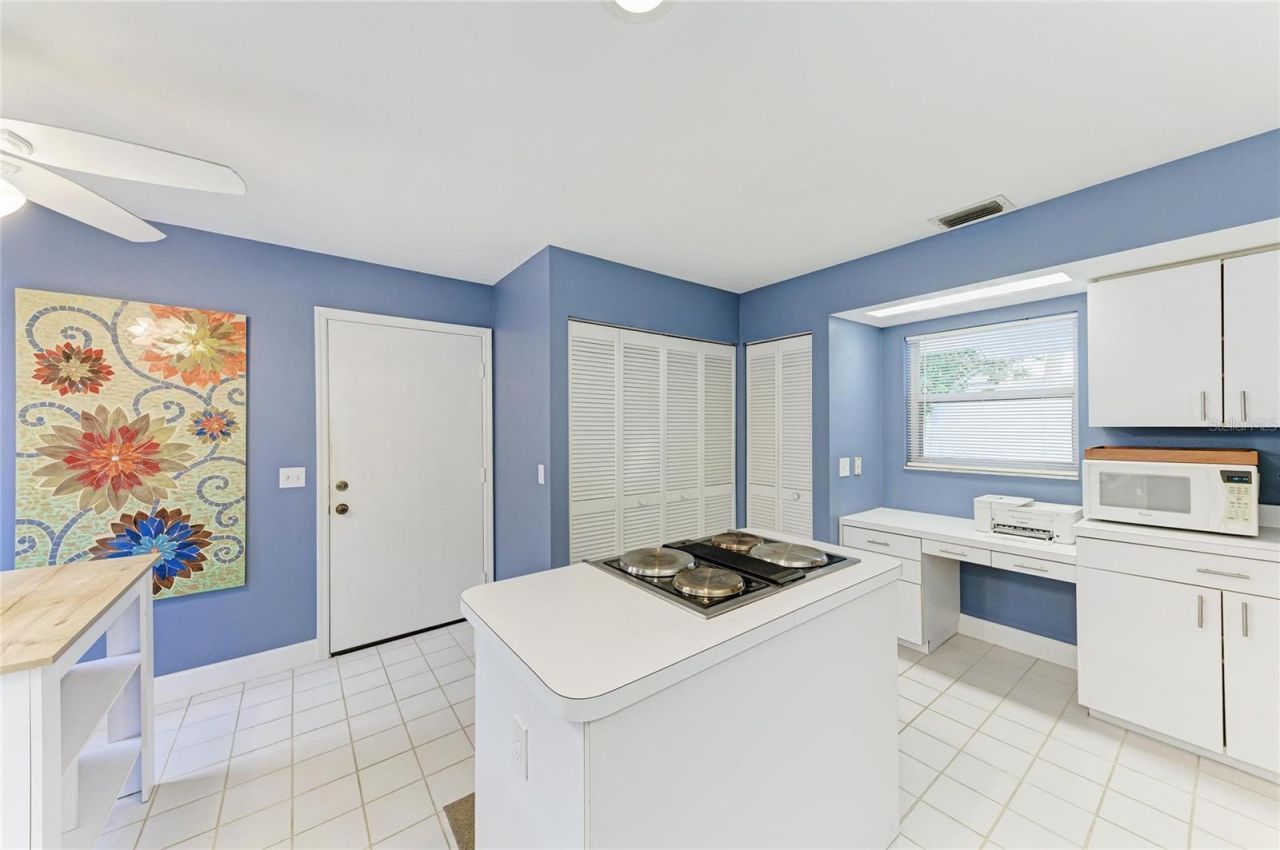 729 Brightside Crescent Drive, Unit 33, Venice, FL 34293 Photo