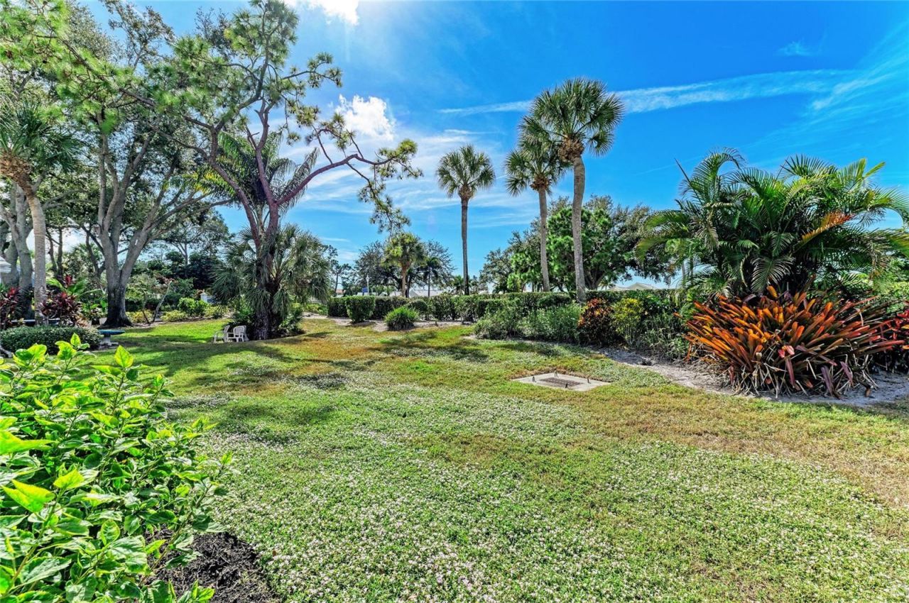 729 Brightside Crescent Drive, Unit 33, Venice, FL 34293 Photo
