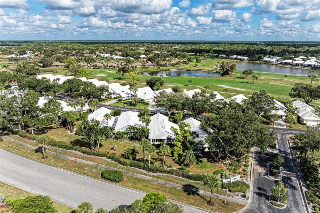 729 Brightside Crescent Drive, Unit 33, Venice, FL 34293 Photo