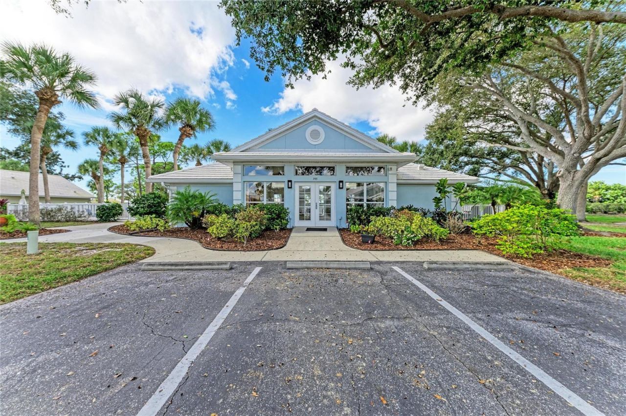 729 Brightside Crescent Drive, Unit 33, Venice, FL 34293 Photo