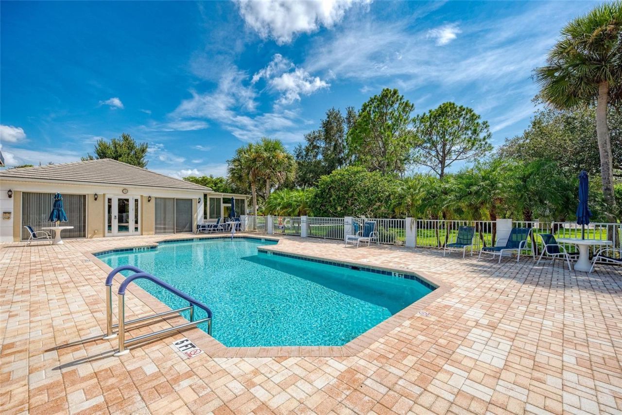 729 Brightside Crescent Drive, Unit 33, Venice, FL 34293 Photo