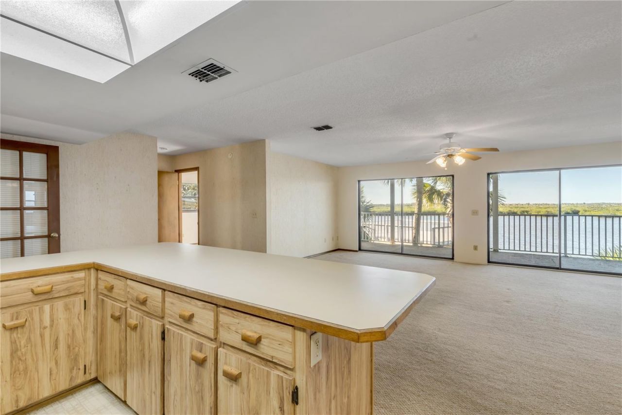 824 Eel Avenue, New Smyrna Beach, FL 32169 Photo