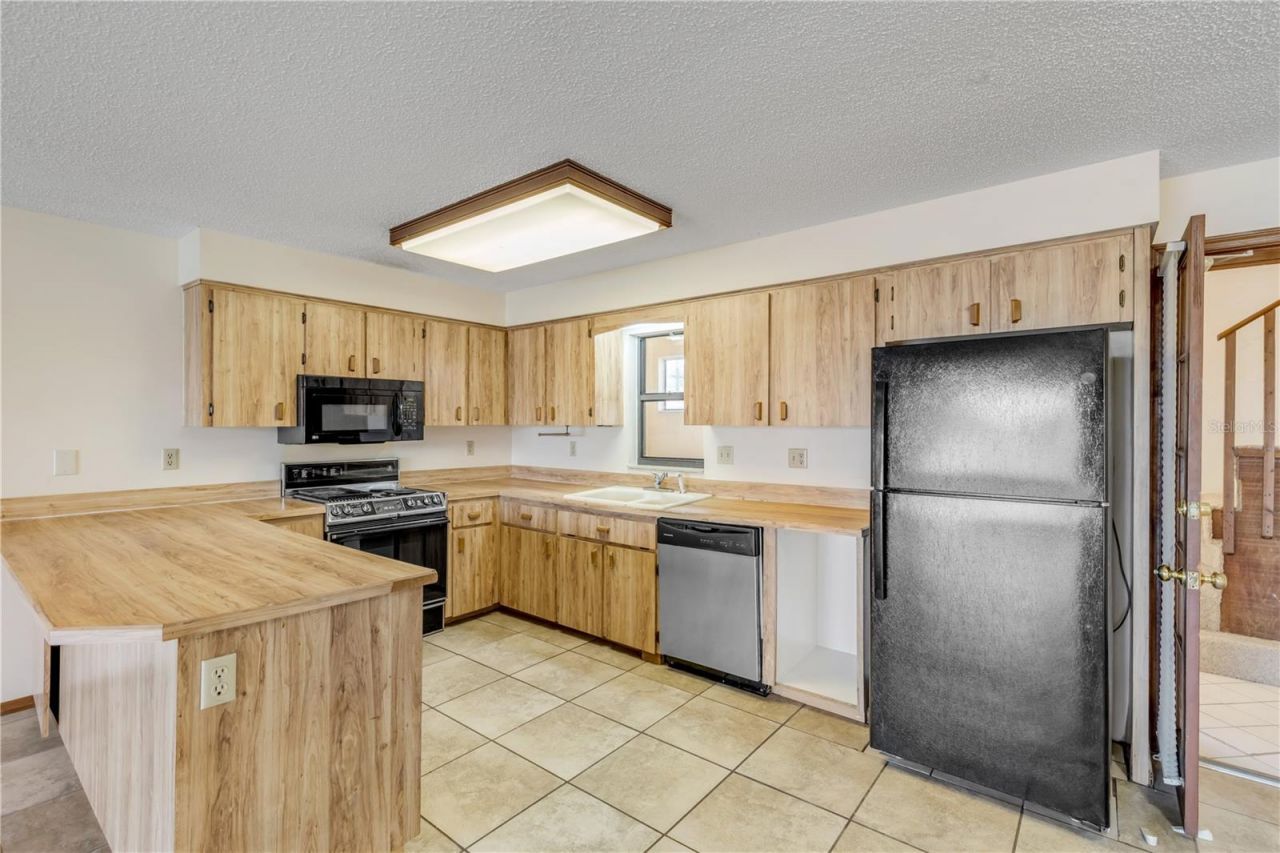 824 Eel Avenue, New Smyrna Beach, FL 32169 Photo