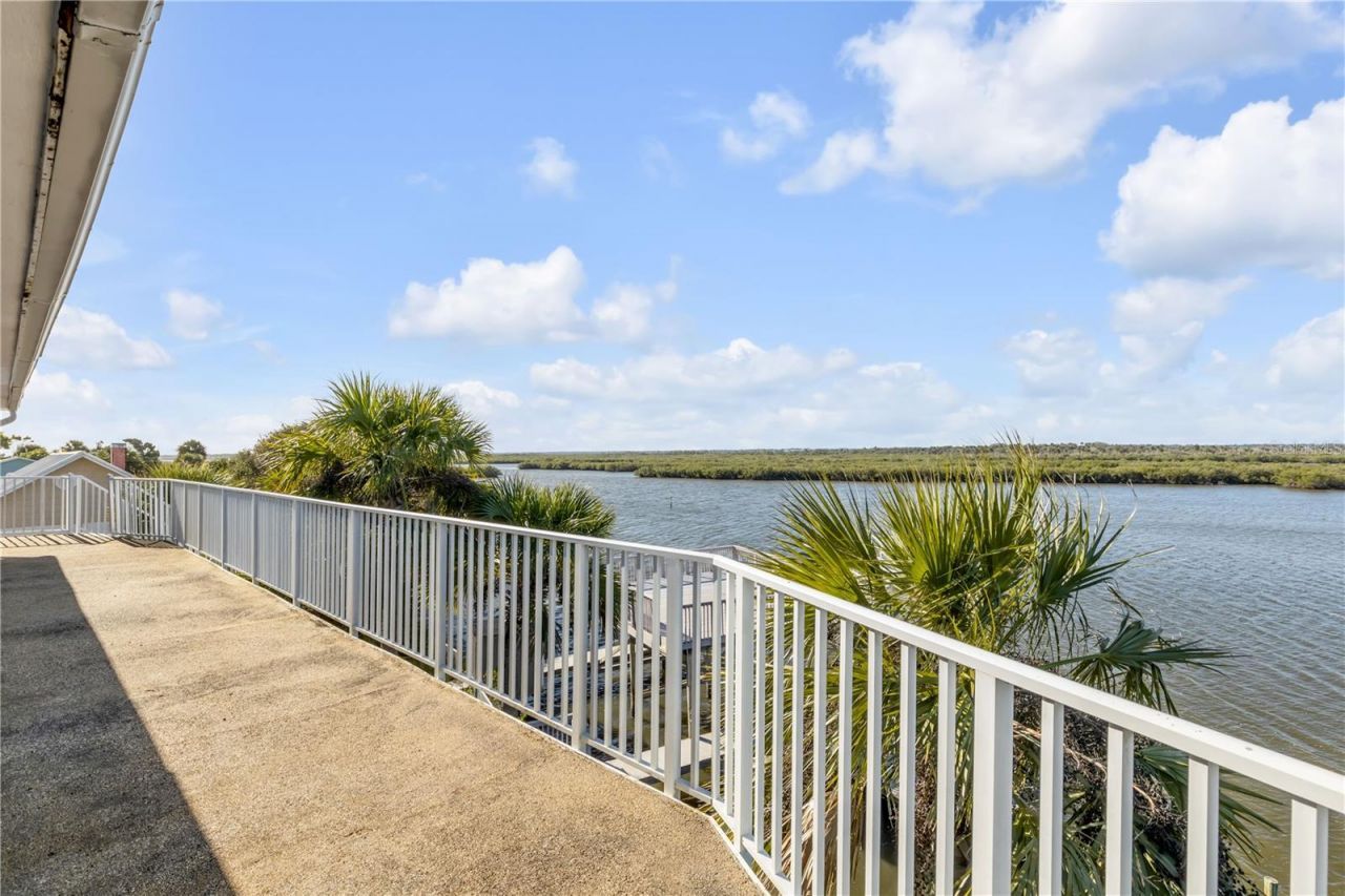 824 Eel Avenue, New Smyrna Beach, FL 32169 Photo