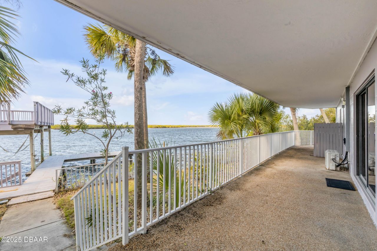 824 Eel Avenue, New Smyrna Beach, FL 32169 Photo