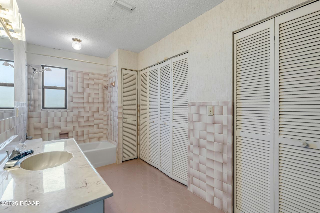 824 Eel Avenue, New Smyrna Beach, FL 32169 Photo