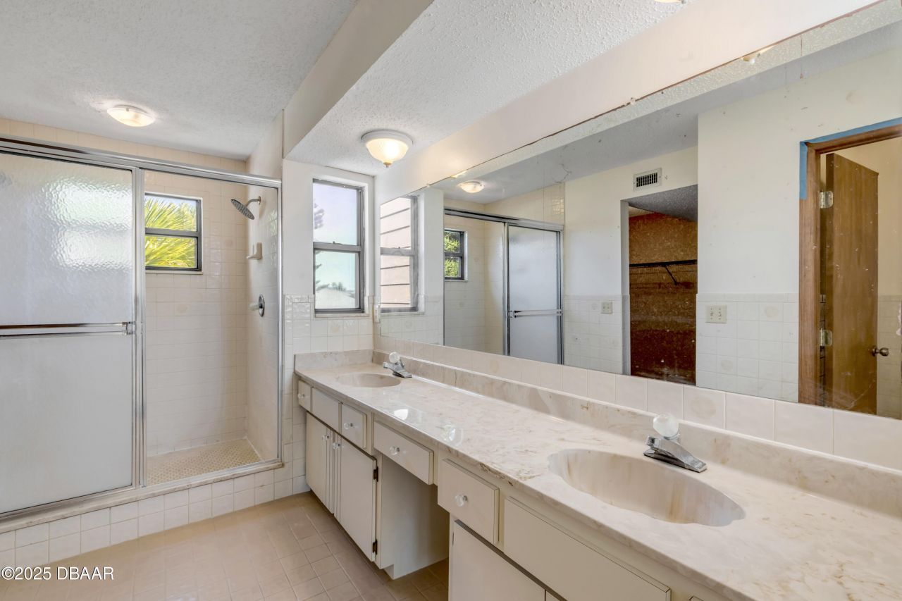824 Eel Avenue, New Smyrna Beach, FL 32169 Photo