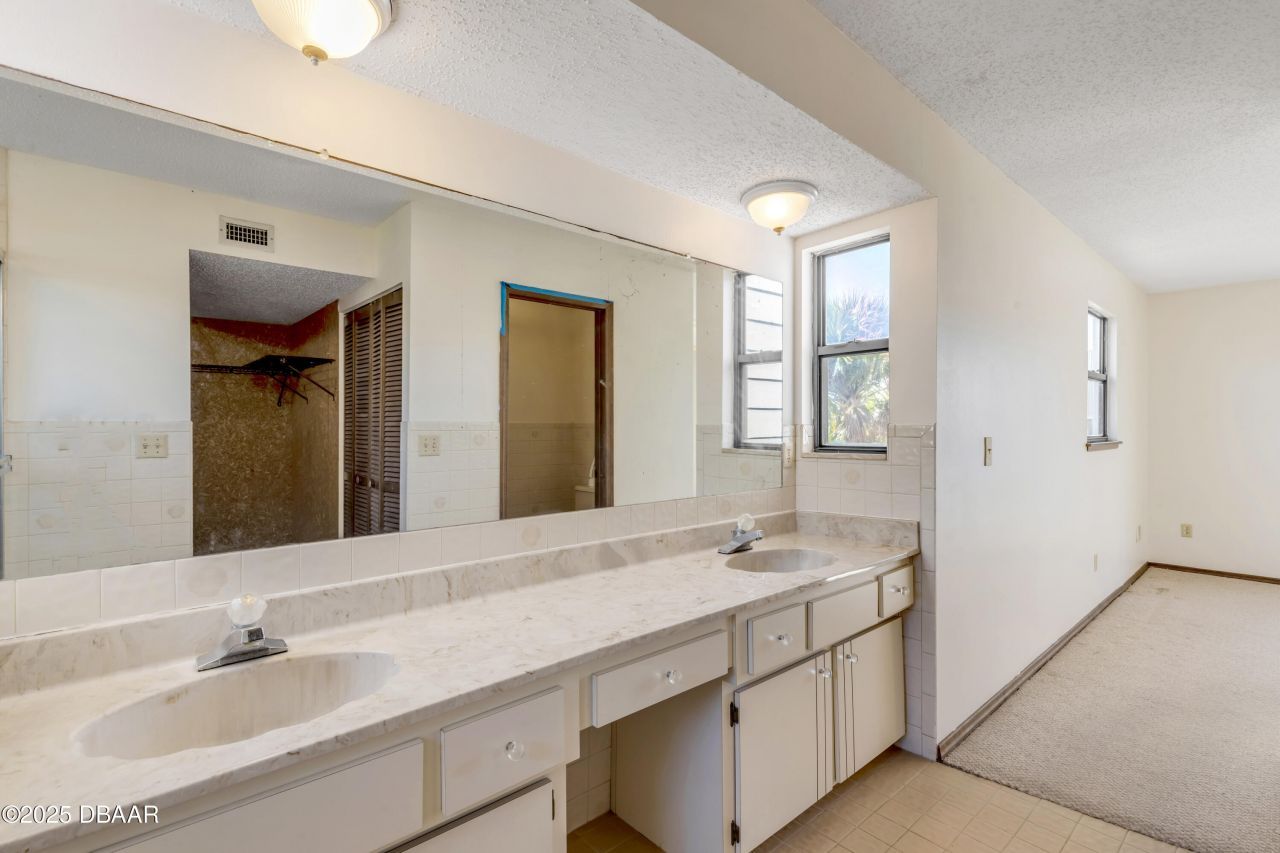 824 Eel Avenue, New Smyrna Beach, FL 32169 Photo