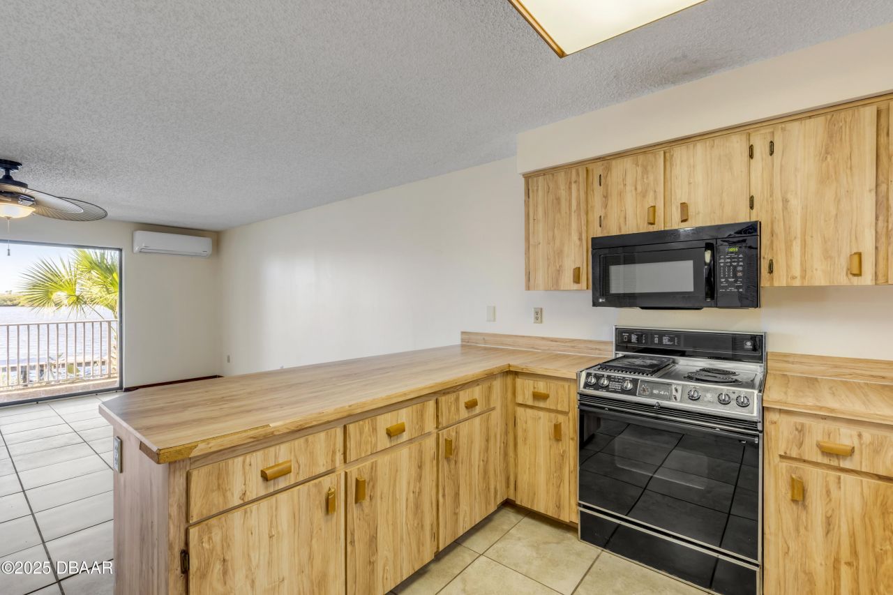 824 Eel Avenue, New Smyrna Beach, FL 32169 Photo