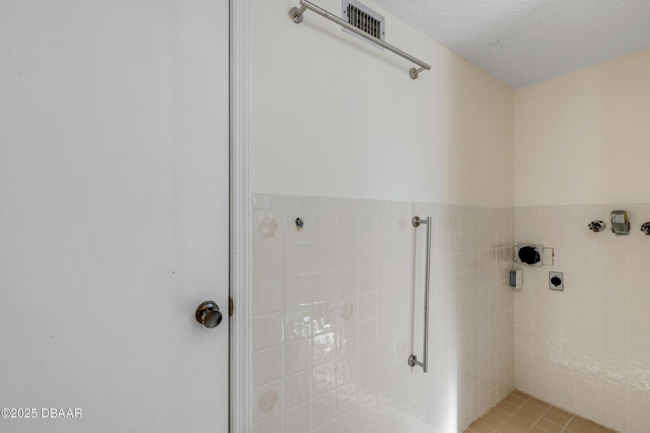 824 Eel Avenue, New Smyrna Beach, FL 32169 Photo
