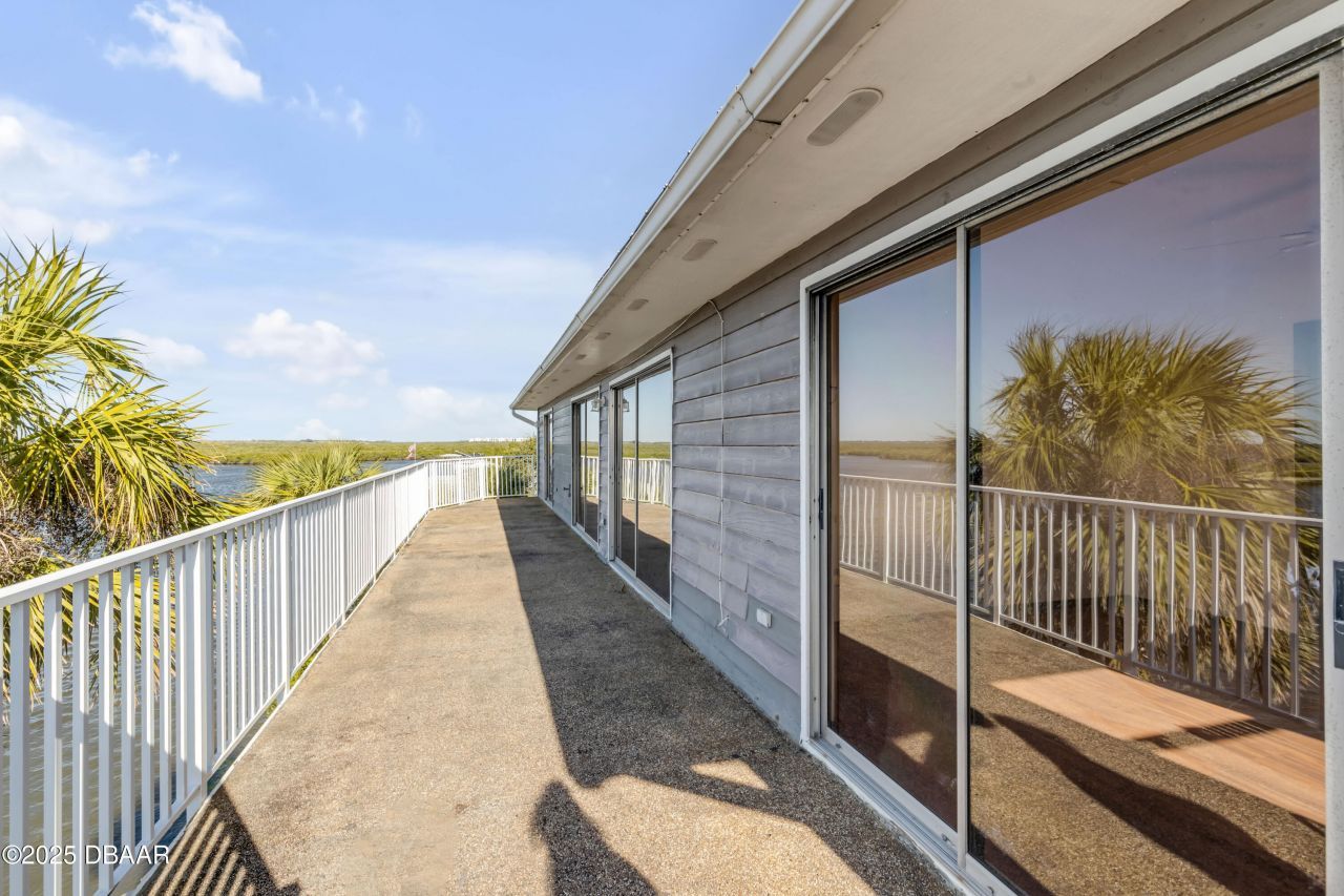 824 Eel Avenue, New Smyrna Beach, FL 32169 Photo
