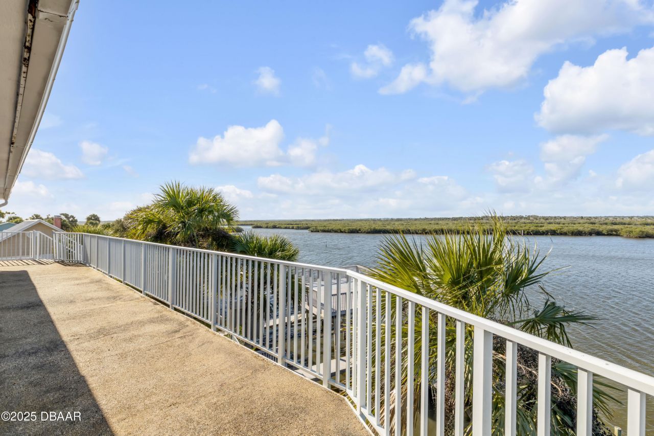 824 Eel Avenue, New Smyrna Beach, FL 32169 Photo