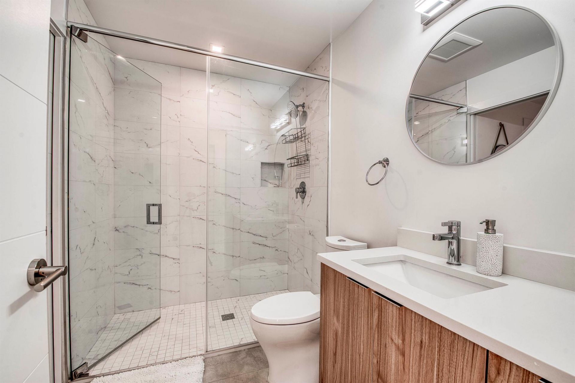 117 Lake Avenue, Unit 204, Lake Worth Beach, FL 33460 Photo