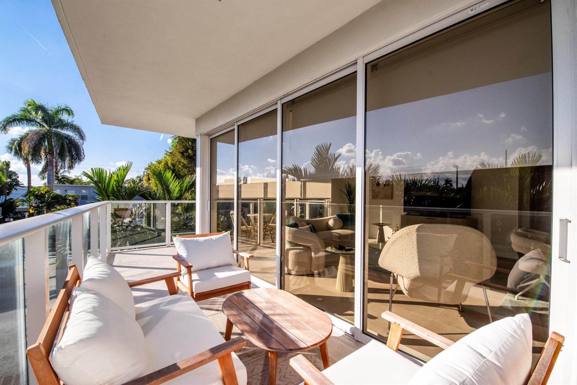 117 Lake Avenue, Unit 204, Lake Worth Beach, FL 33460 Photo